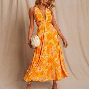 Vici Sold Out Newport Backless Retro Floral Halter Dress size small